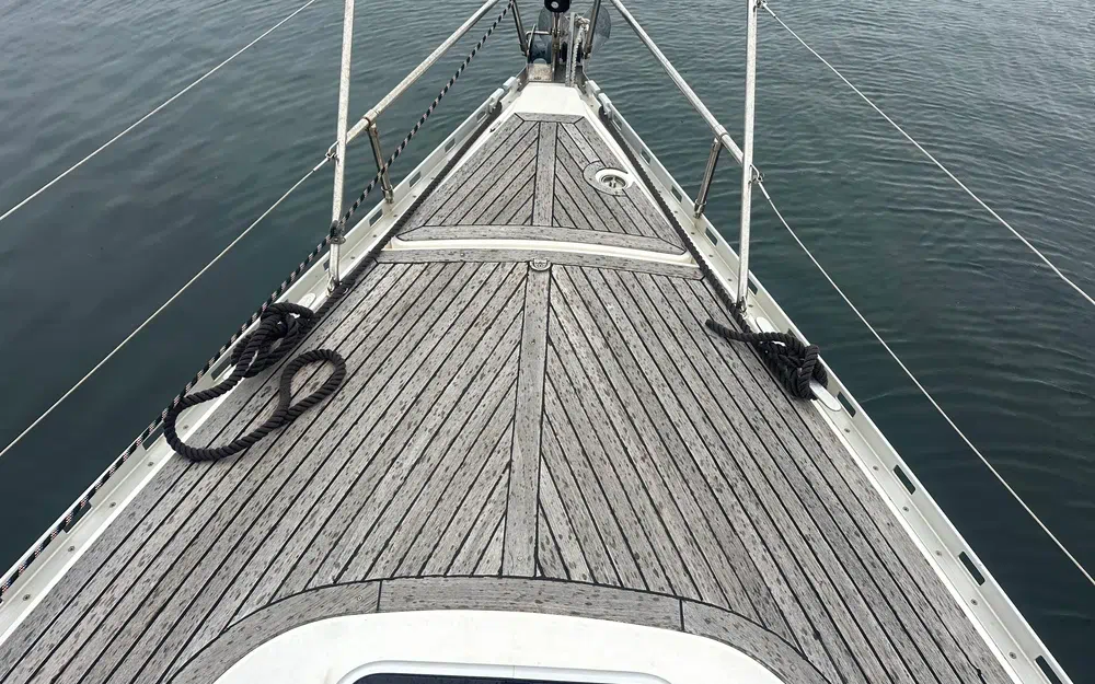 slider 4 Dufour 41 Classic