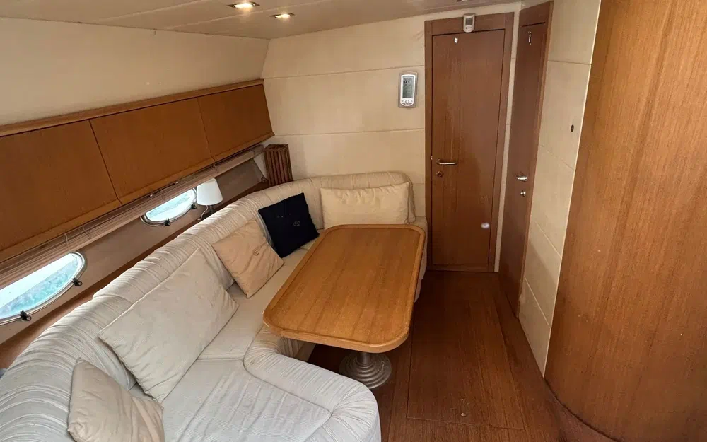 slider 11 Sessa Marine Oyster 42