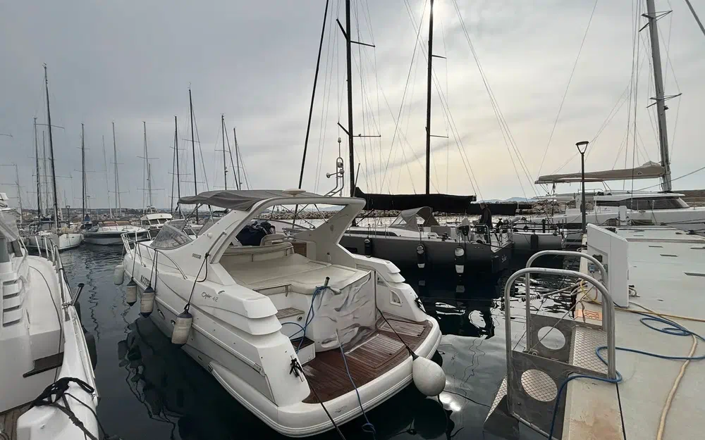 slider 1 Sessa Marine Oyster 42