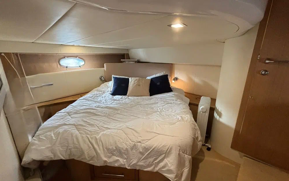 slider 19 Sessa Marine Oyster 42