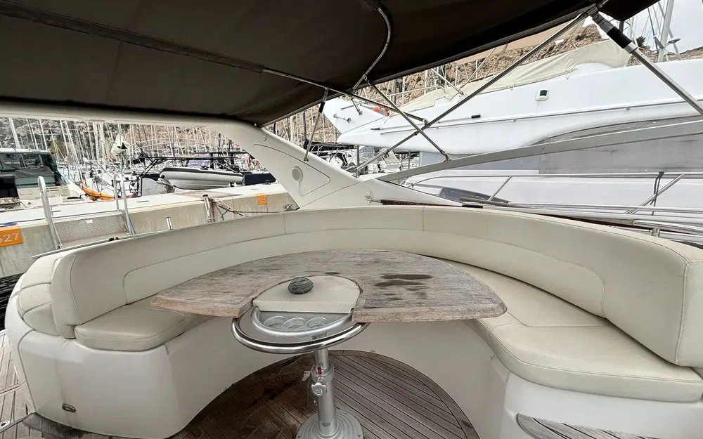 slider 4 Sessa Marine Oyster 42