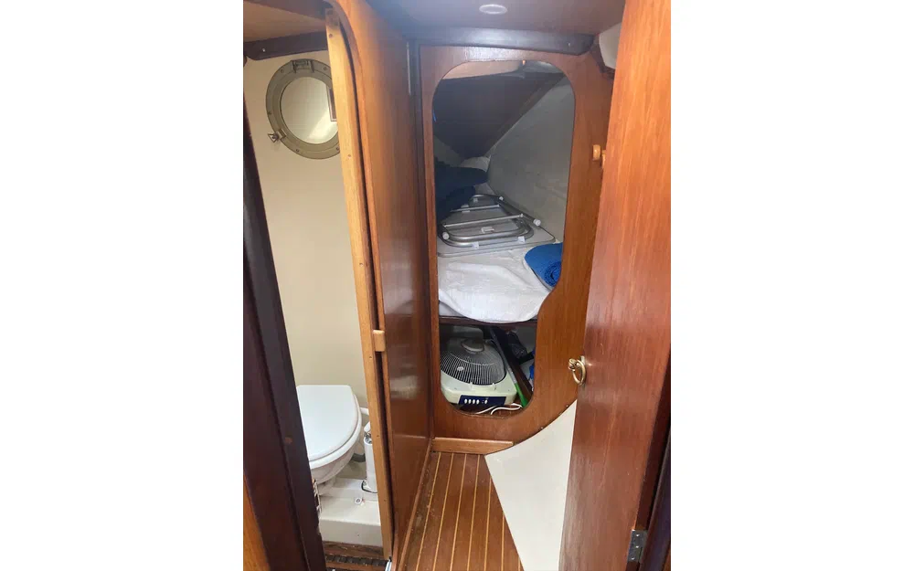 slider 23 Beneteau First 35