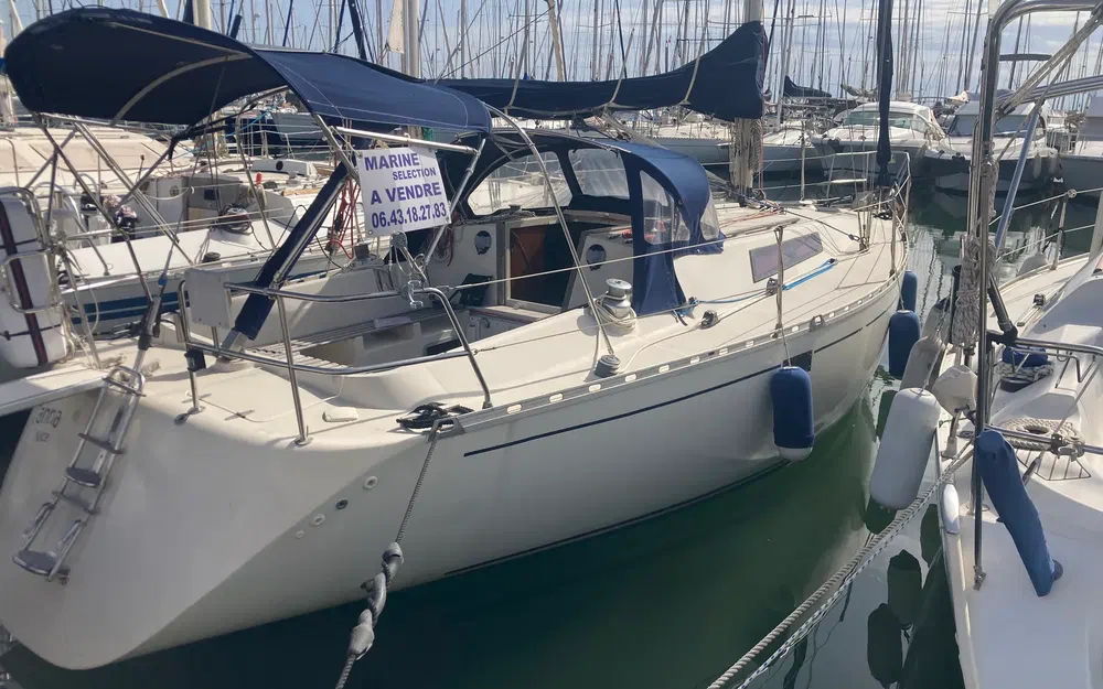 slider 0 Beneteau First 35
