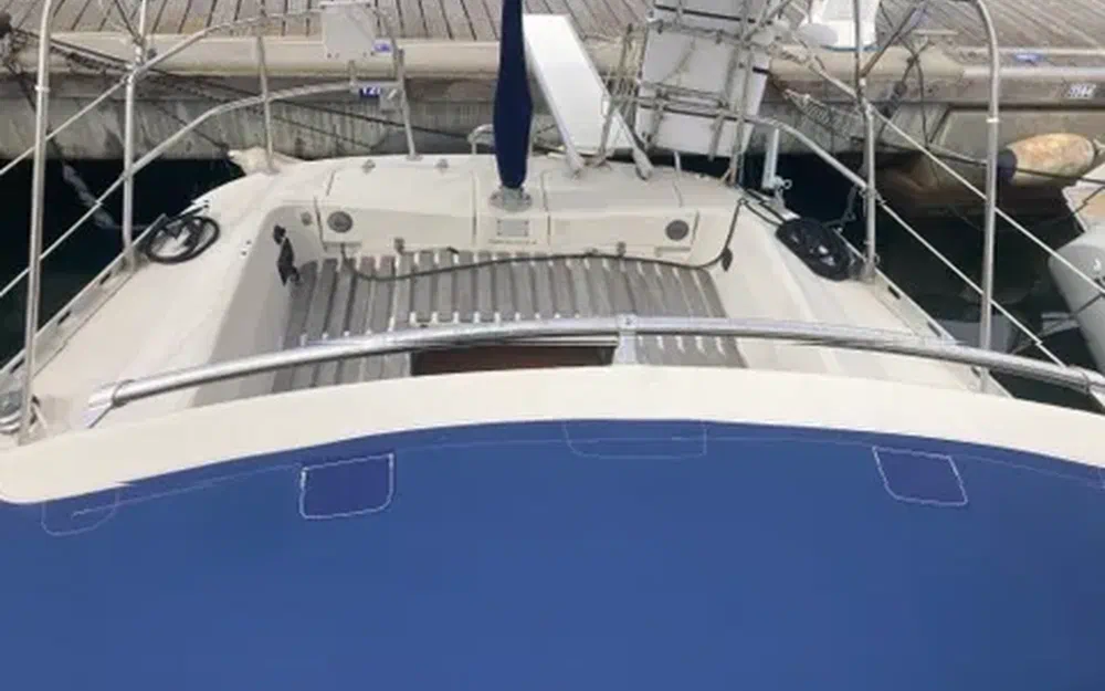 slider 18 Beneteau First 35