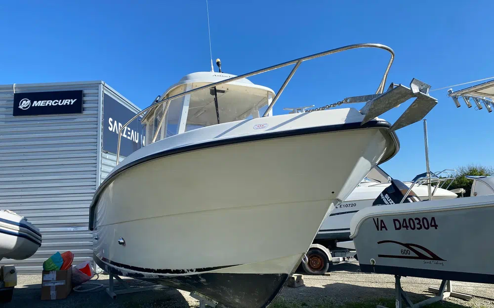 slider 4 Guymarine Antioche 650 Chalutier