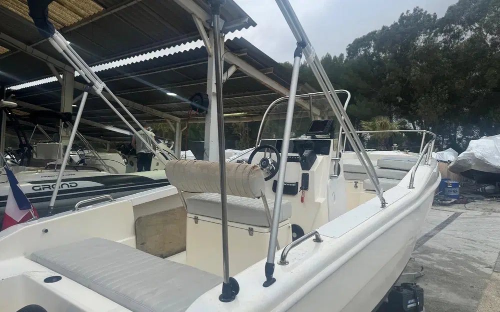 slider 3 Rascala FM 20