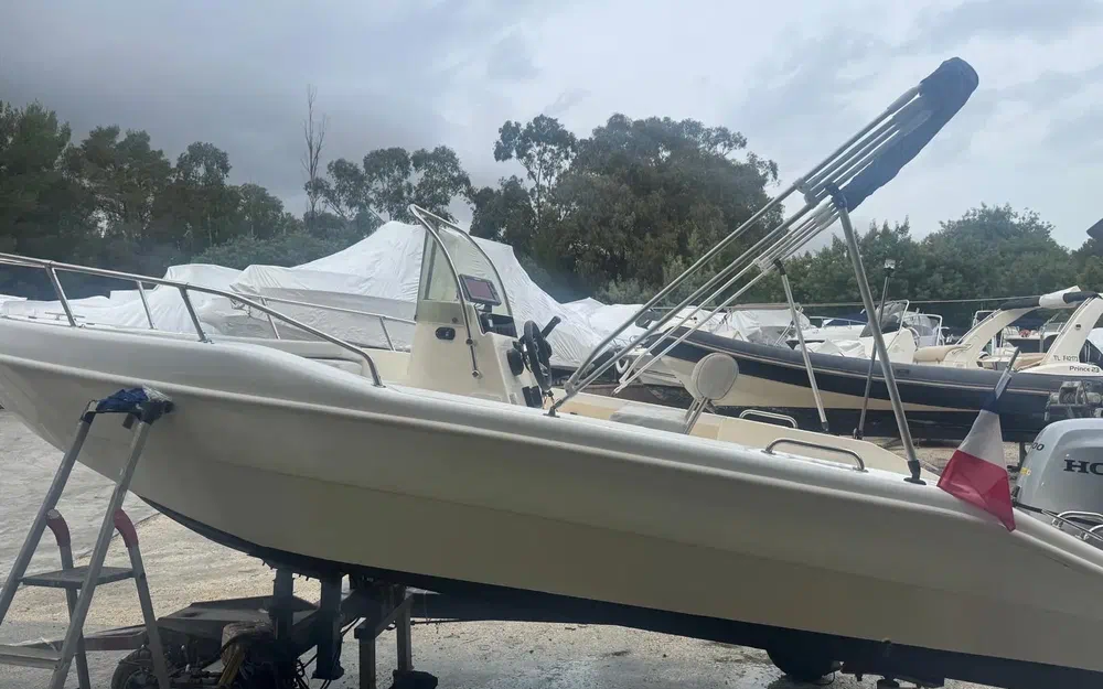 slider 1 Rascala FM 20