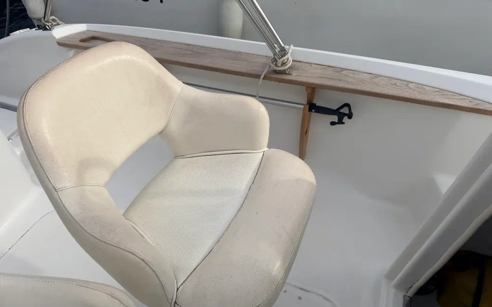 slider 14 Sessa Marine Key Largo 20 Deck