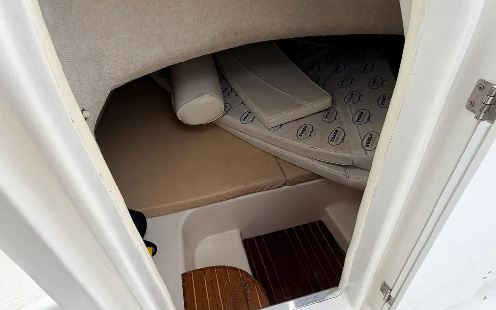 slider 17 Sessa Marine Key Largo 20 Deck