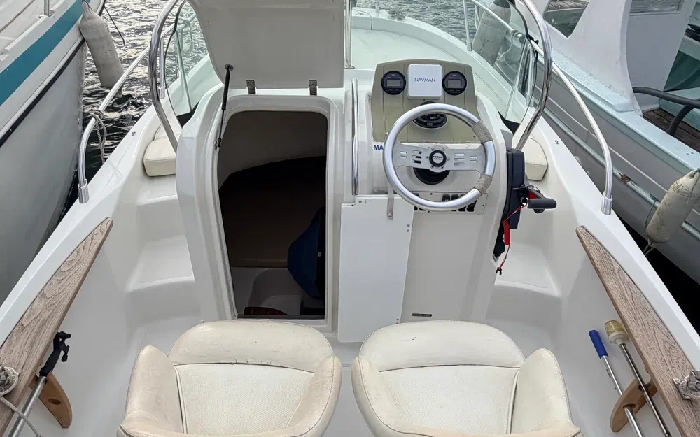 slider 1 Sessa Marine Key Largo 20 Deck