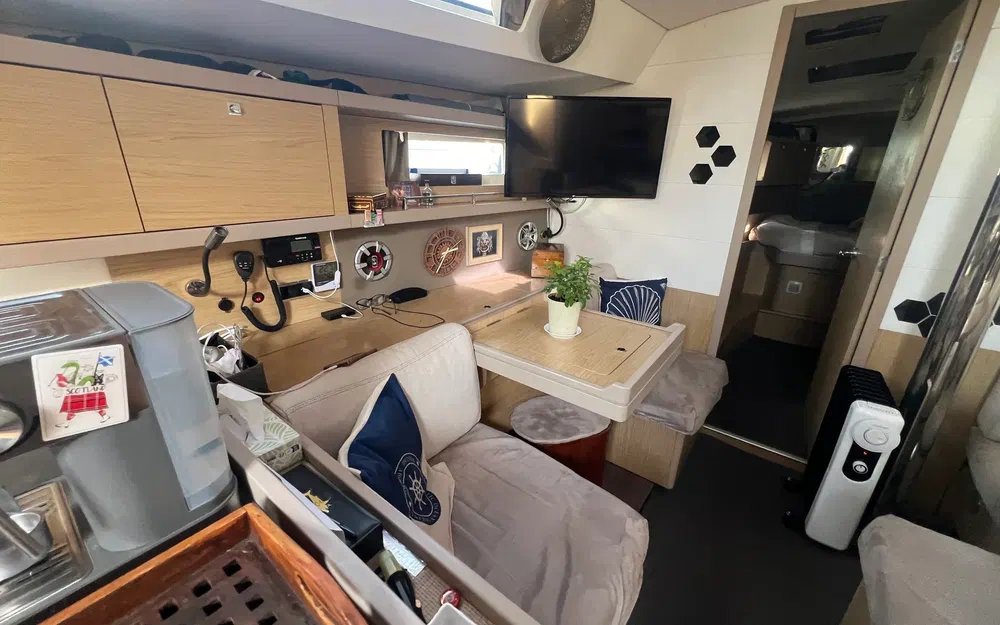 slider 35 Beneteau Oceanis 45