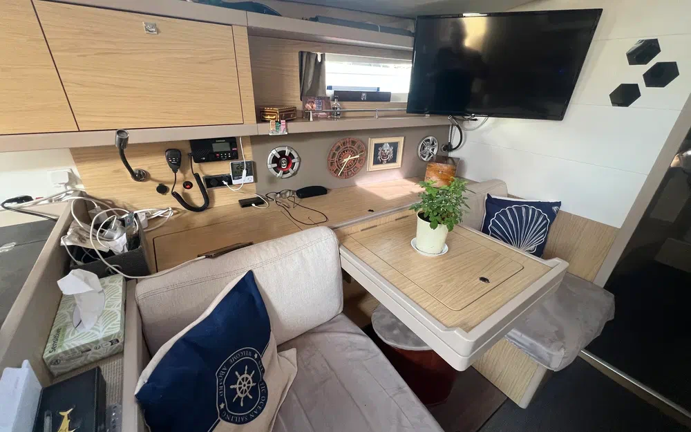 slider 36 Beneteau Oceanis 45