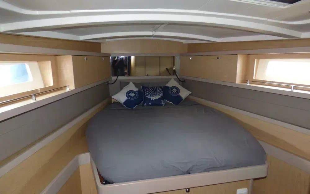 slider 57 Beneteau Oceanis 45