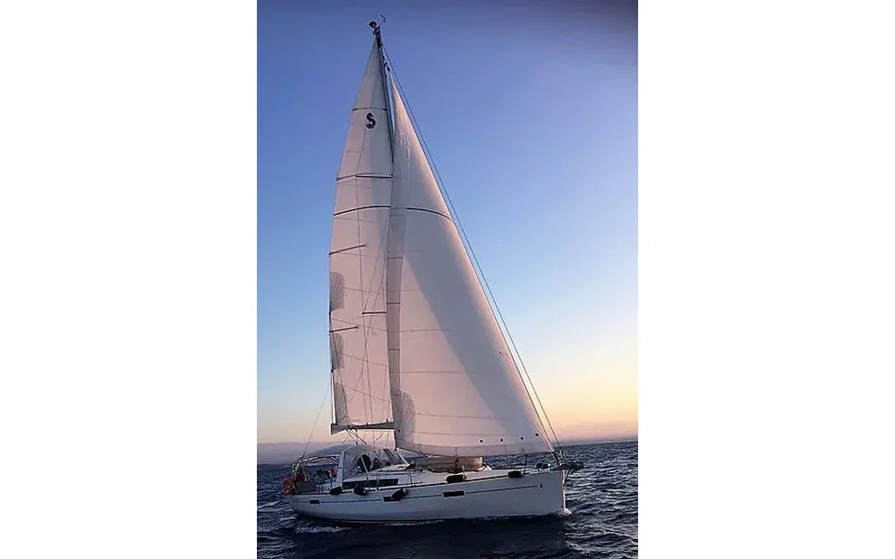 slider 8 Beneteau Oceanis 45