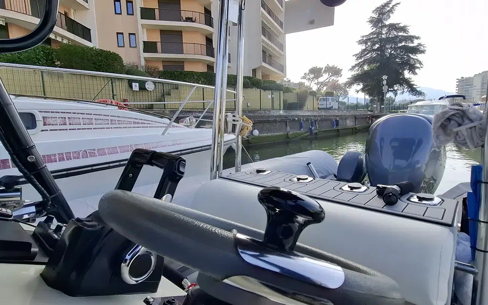 slider 8 Capelli 750 Work