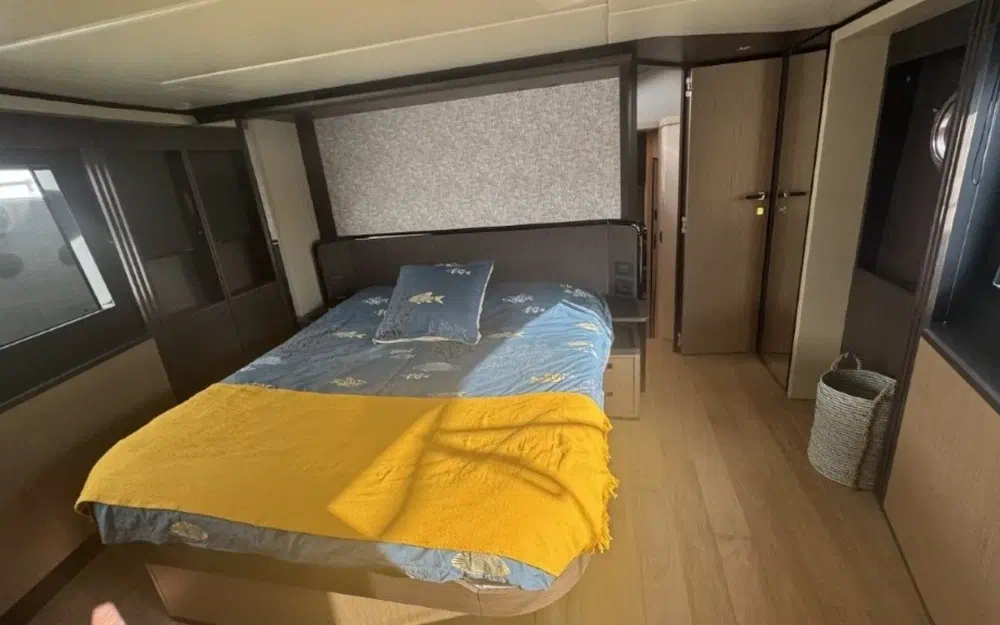 slider 13 Absolute 52 Fly