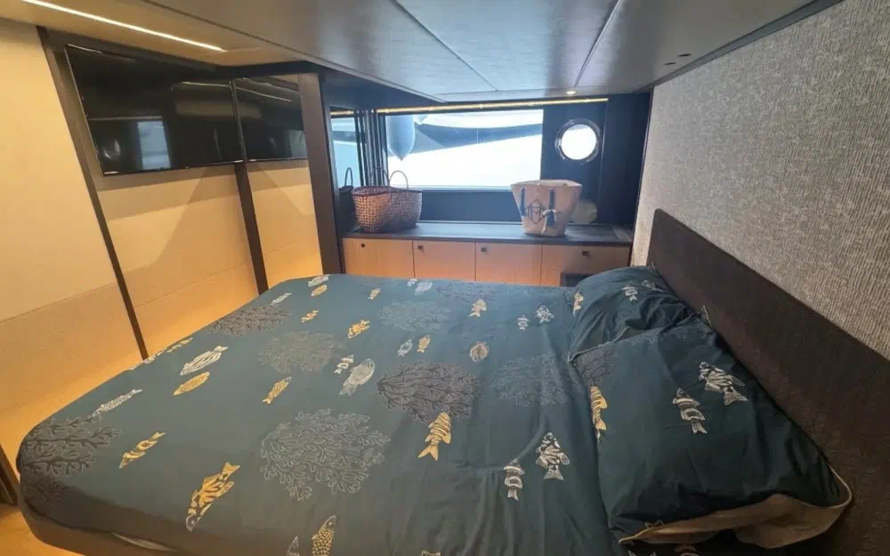 slider 17 Absolute 52 Fly