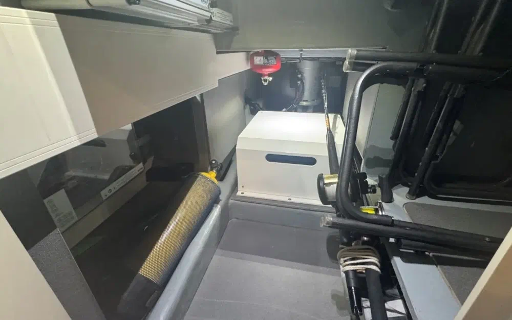 slider 19 Absolute 52 Fly