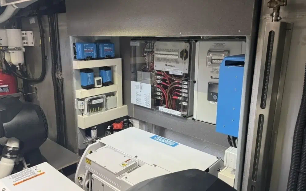 slider 31 Absolute 52 Fly