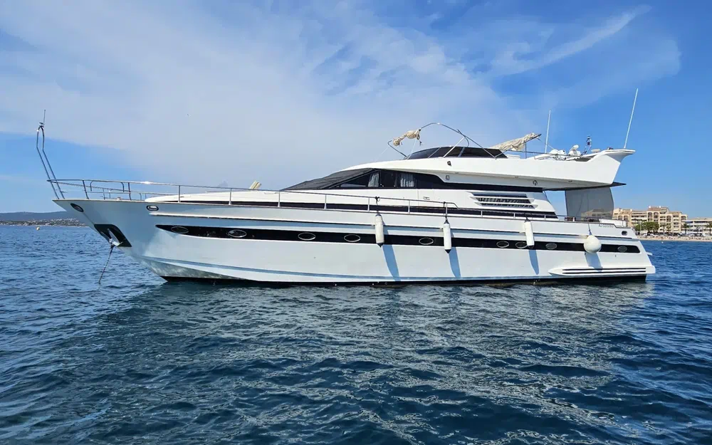 slider 4 Astondoa 70