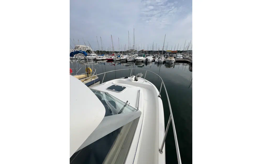 slider 3 Beneteau Antares 7.60