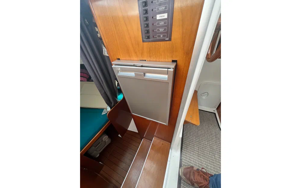 slider 24 Beneteau Antares 7.60