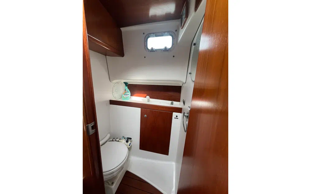 slider 27 Beneteau Antares 7.60