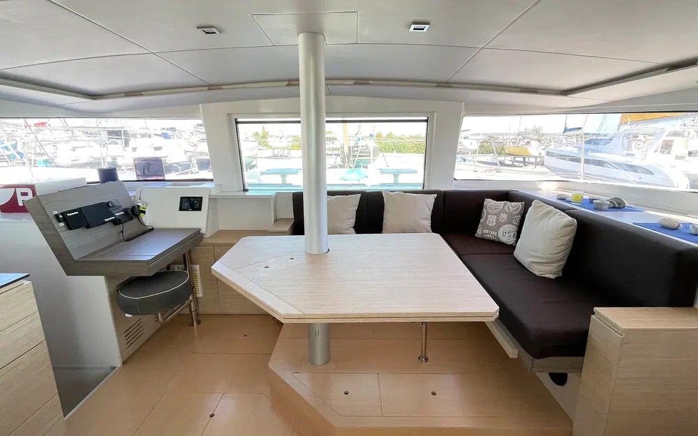 slider 14 Bali Catamarans Bali 4.5