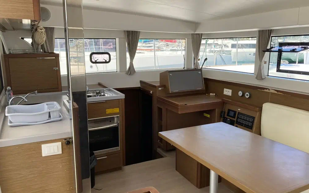 slider 20 Lagoon 40