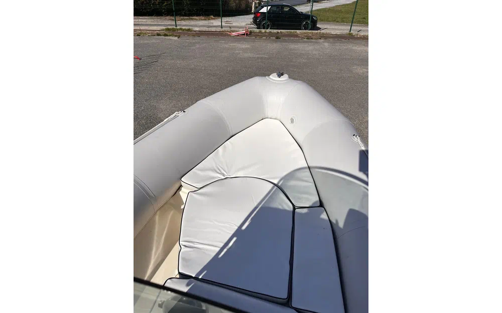 slider 5 Bombard Explorer 640 SB