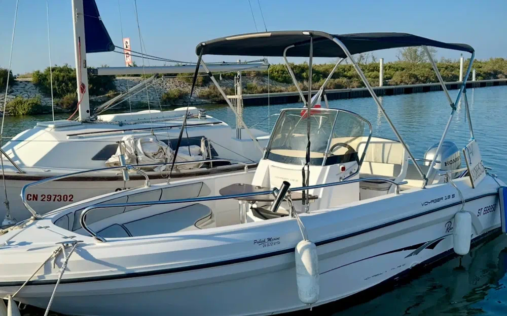 slider 0 Ranieri Open Voyager 19