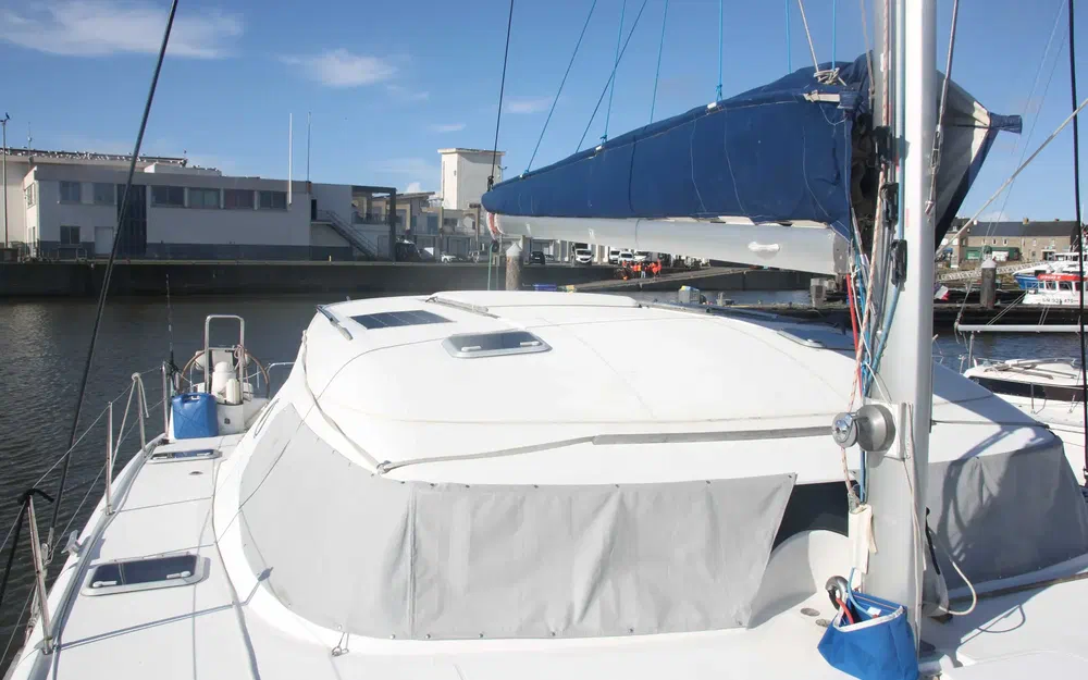 slider 8 Nautitech 40