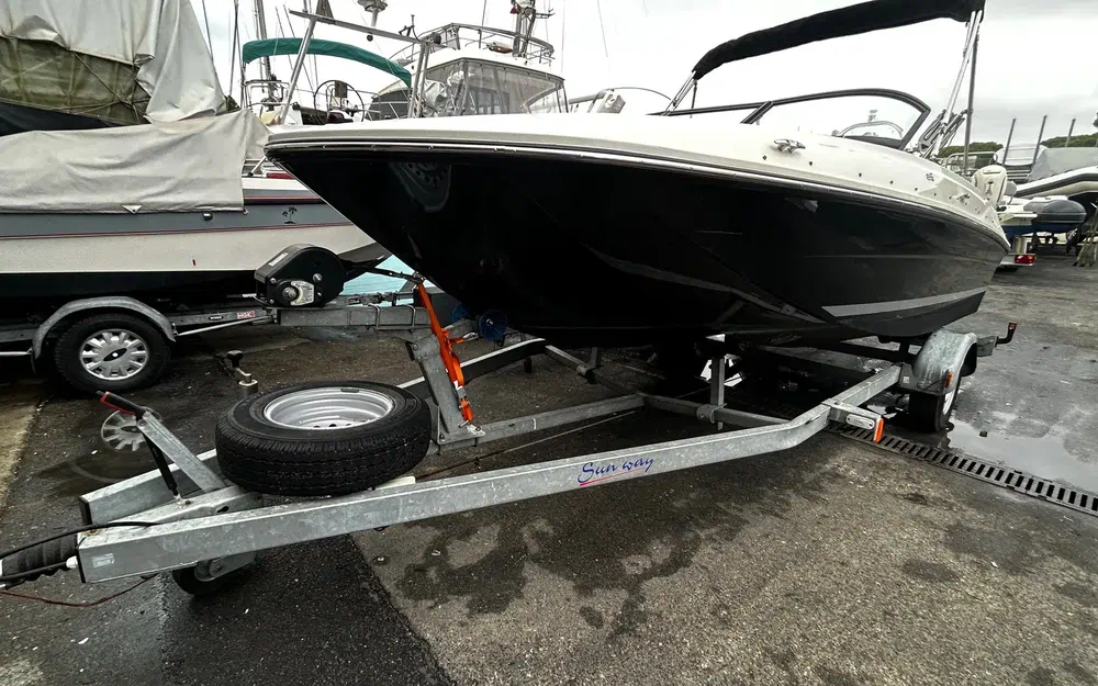 slider 12 Bayliner E6