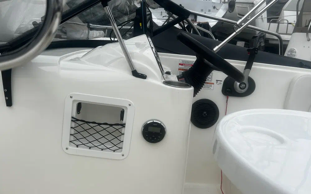 slider 7 Bayliner E6