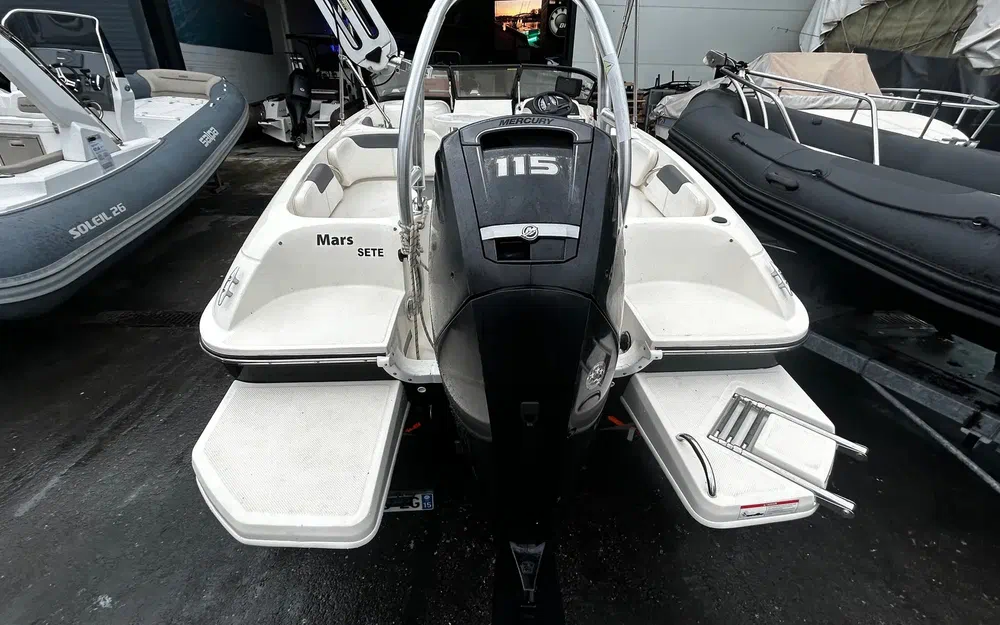 slider 13 Bayliner E6