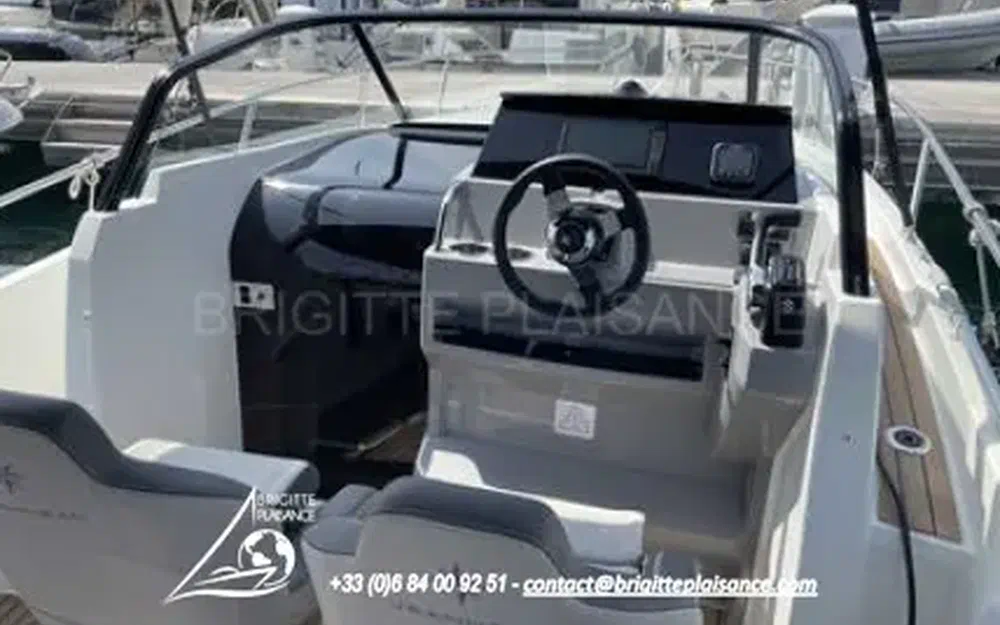 slider 0 Jeanneau CAP CAMARAT 7.5 WA SERIE 3