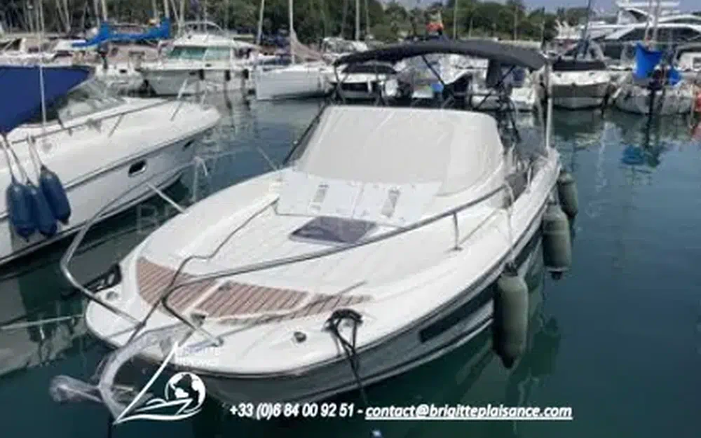 slider 1 Jeanneau CAP CAMARAT 7.5 WA SERIE 3