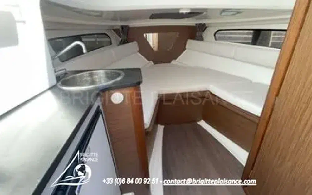 slider 7 Jeanneau CAP CAMARAT 7.5 WA SERIE 3