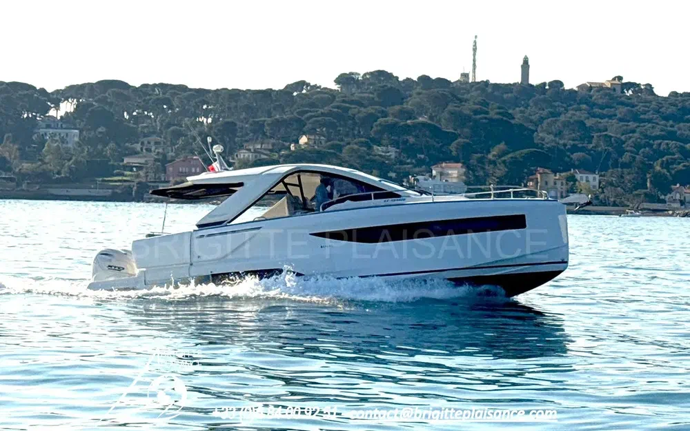 slider 1 Jeanneau DB 37