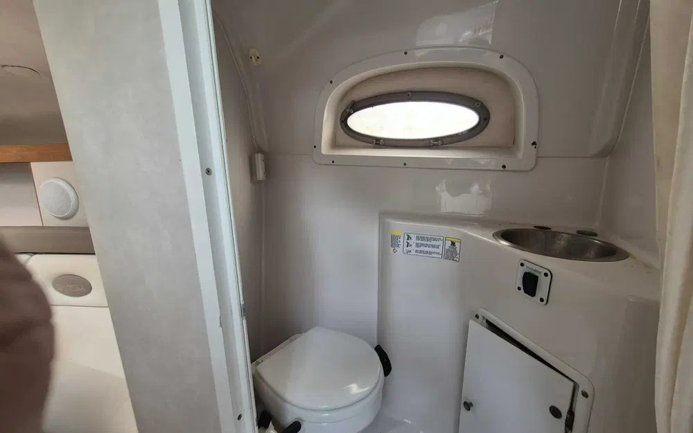 slider 8 Four Winns Vista 238