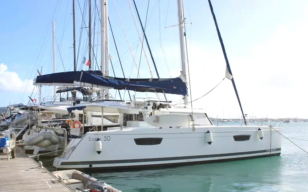 slider 0 Fountaine Pajot Saba 50