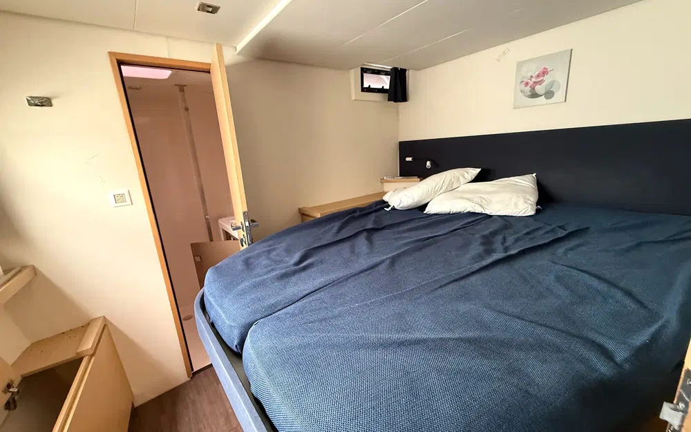 slider 14 Fountaine Pajot Saba 50