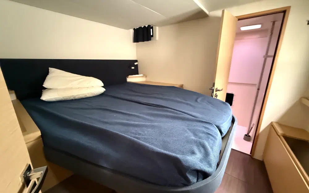 slider 31 Fountaine Pajot Saba 50