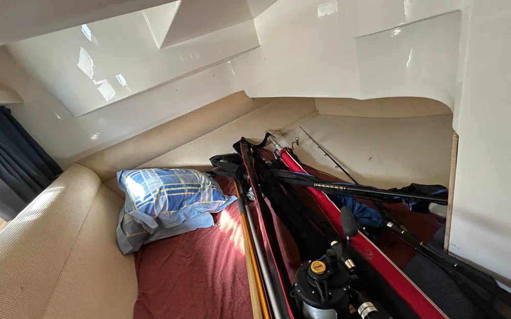 slider 10 Sealine F 34