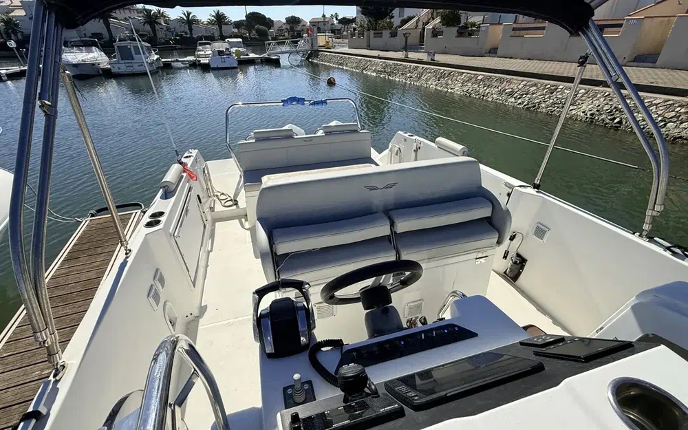 slider 16 Beneteau Flyer 9 Spacedeck