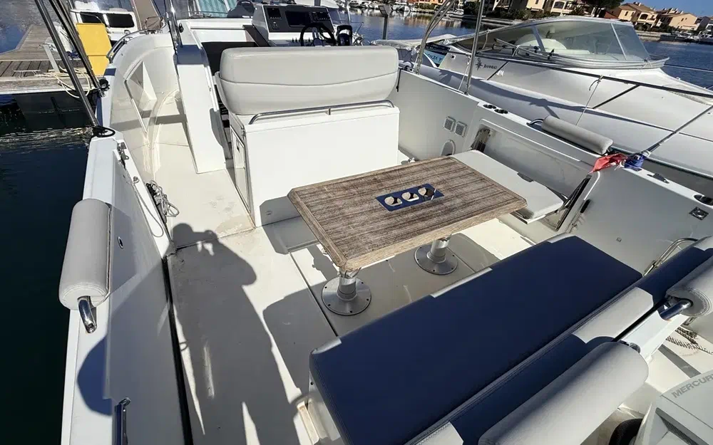 slider 6 Beneteau Flyer 9 Spacedeck