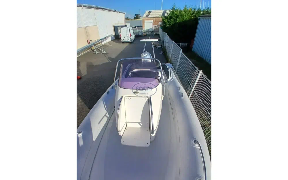 slider 9 Grand Golden Line G650