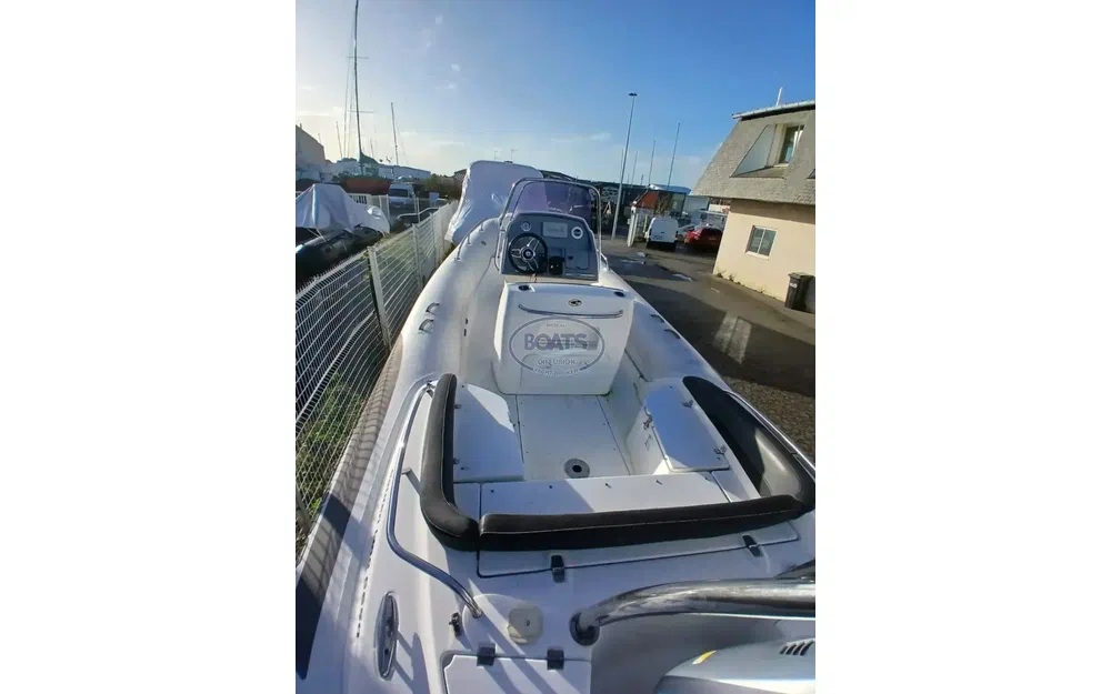 slider 1 Grand Golden Line G650