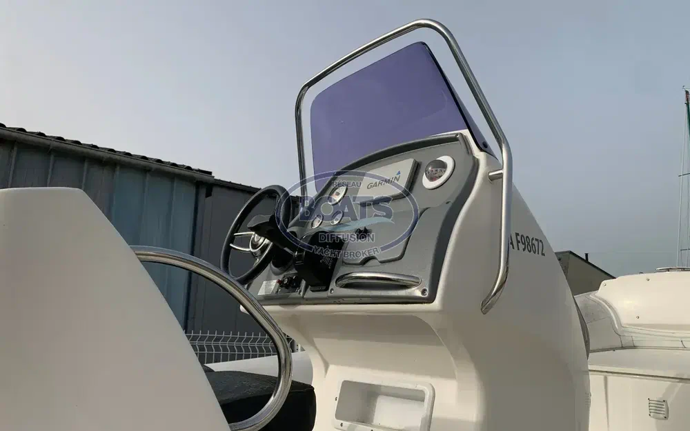 slider 7 Grand Golden Line G650