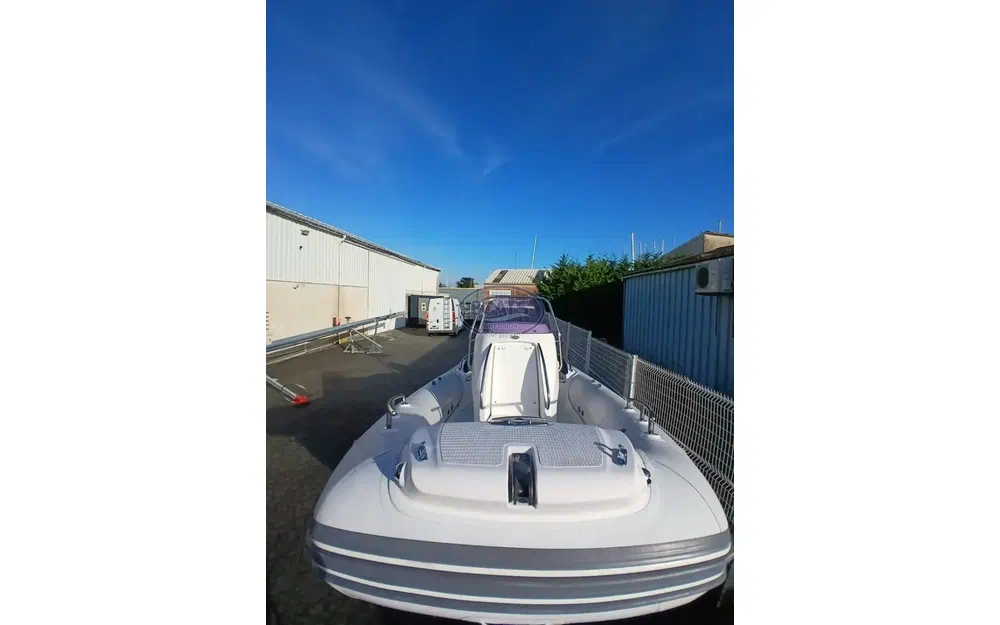 slider 8 Grand Golden Line G650